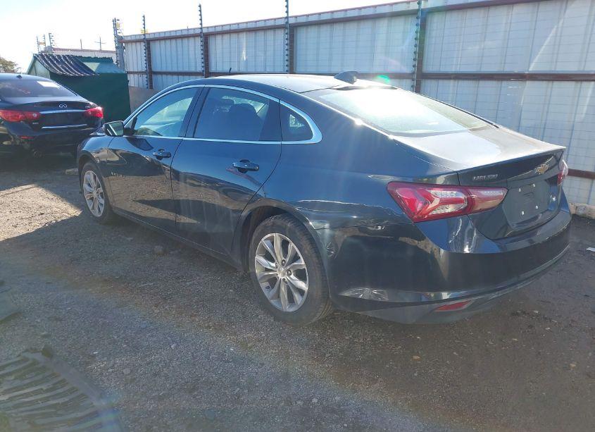 Photo 3 of 2020 Chevrolet Malibu FWD LT (VIN 1G1ZD5ST2LF085689)