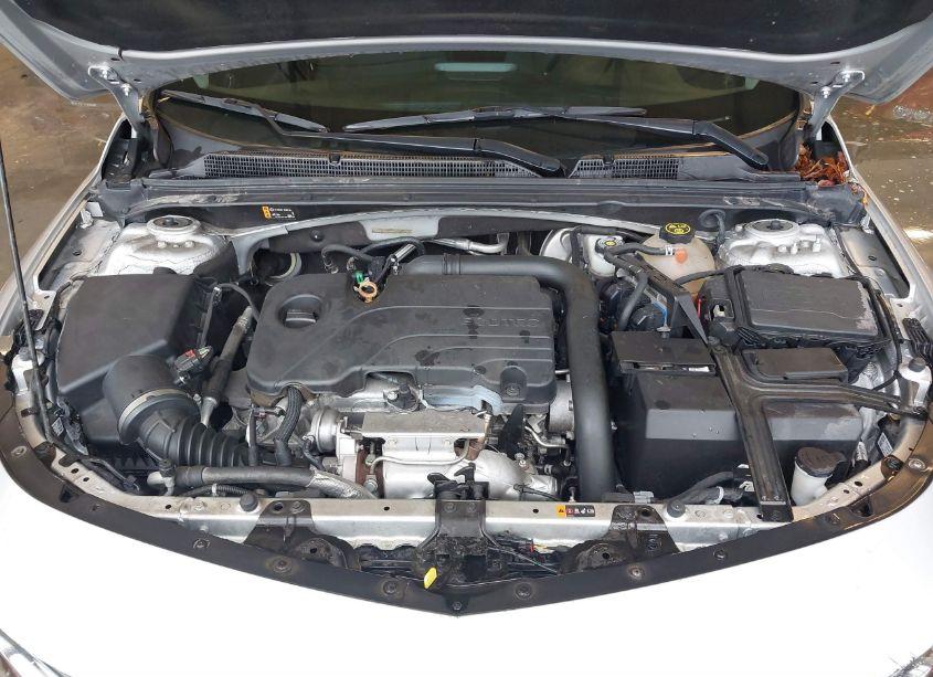 Photo 10 of 2020 Chevrolet Malibu FWD LT (VIN 1G1ZD5ST2LF095137)