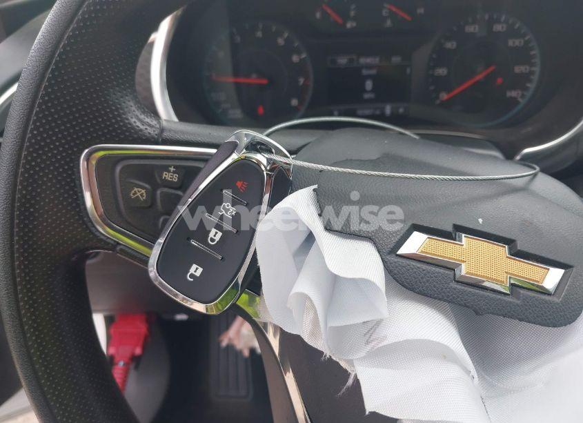 Photo 11 of 2020 Chevrolet Malibu FWD LT (VIN 1G1ZD5ST2LF101549)