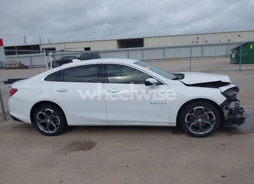 Photo 14 of 2020 Chevrolet Malibu FWD LT (VIN 1G1ZD5ST2LF101549)