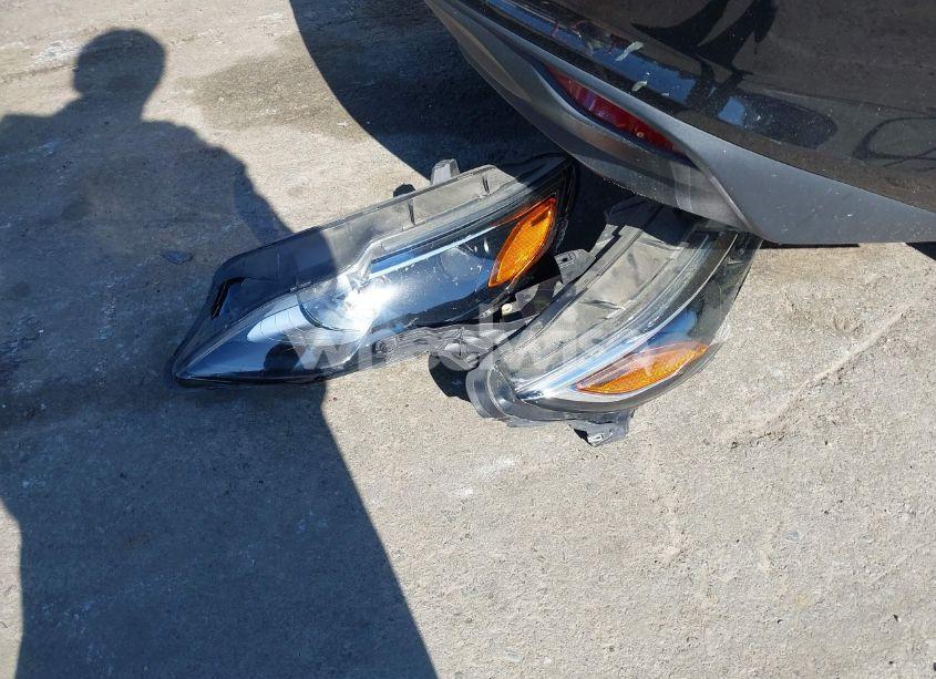 Photo 12 of 2020 Chevrolet Malibu FWD LT (VIN 1G1ZD5ST2LF102376)