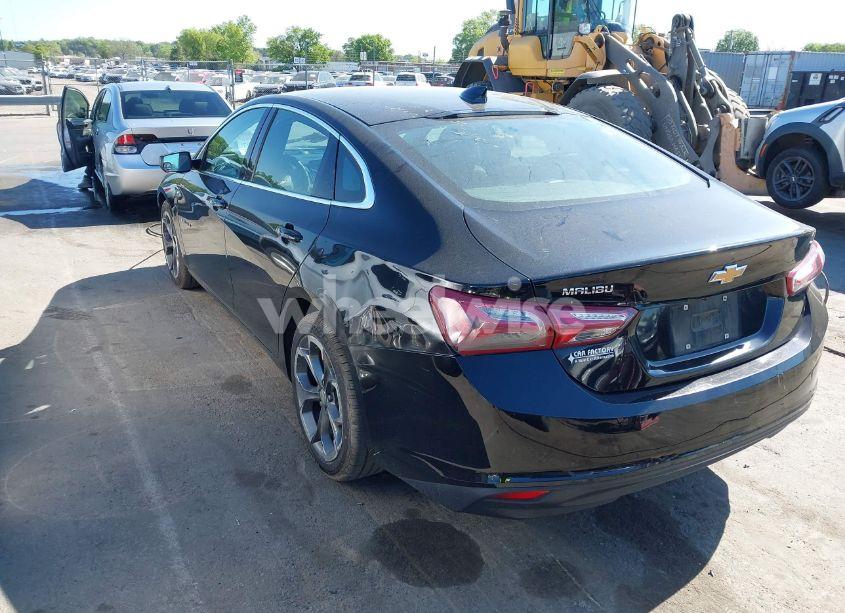 Photo 3 of 2020 Chevrolet Malibu FWD LT (VIN 1G1ZD5ST2LF102376)