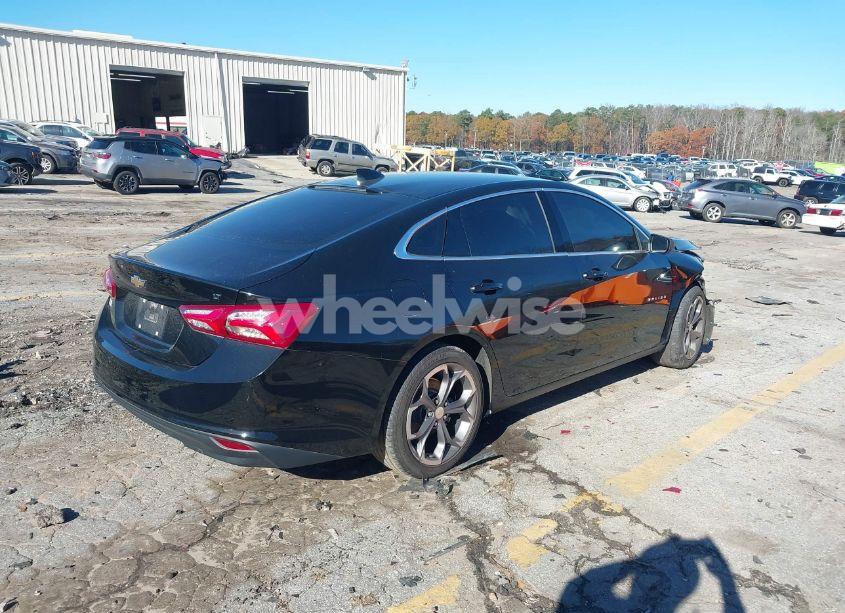 Photo 4 of 2020 Chevrolet Malibu FWD LT (VIN 1G1ZD5ST2LF102779)