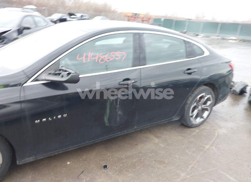 Photo 15 of 2020 Chevrolet Malibu FWD LT (VIN 1G1ZD5ST2LF102930)