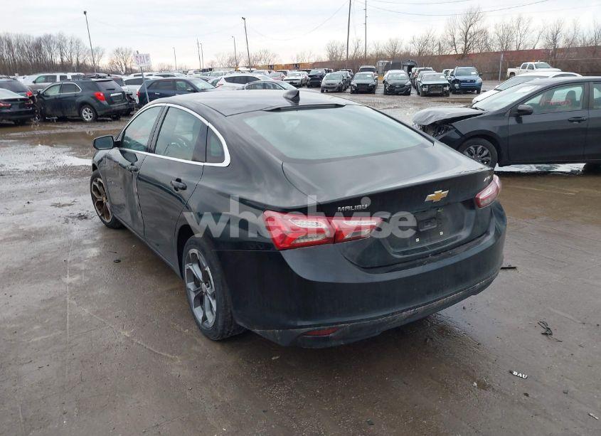 Photo 3 of 2020 Chevrolet Malibu FWD LT (VIN 1G1ZD5ST2LF102930)