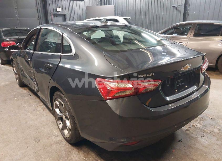 Photo 3 of 2020 Chevrolet Malibu FWD LT (VIN 1G1ZD5ST2LF109022)