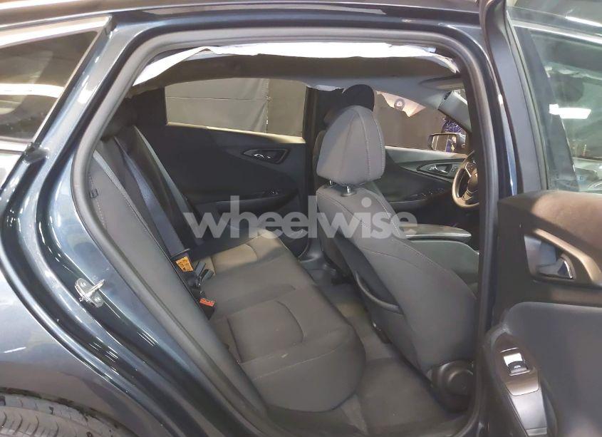 Photo 8 of 2020 Chevrolet Malibu FWD LT (VIN 1G1ZD5ST2LF109022)