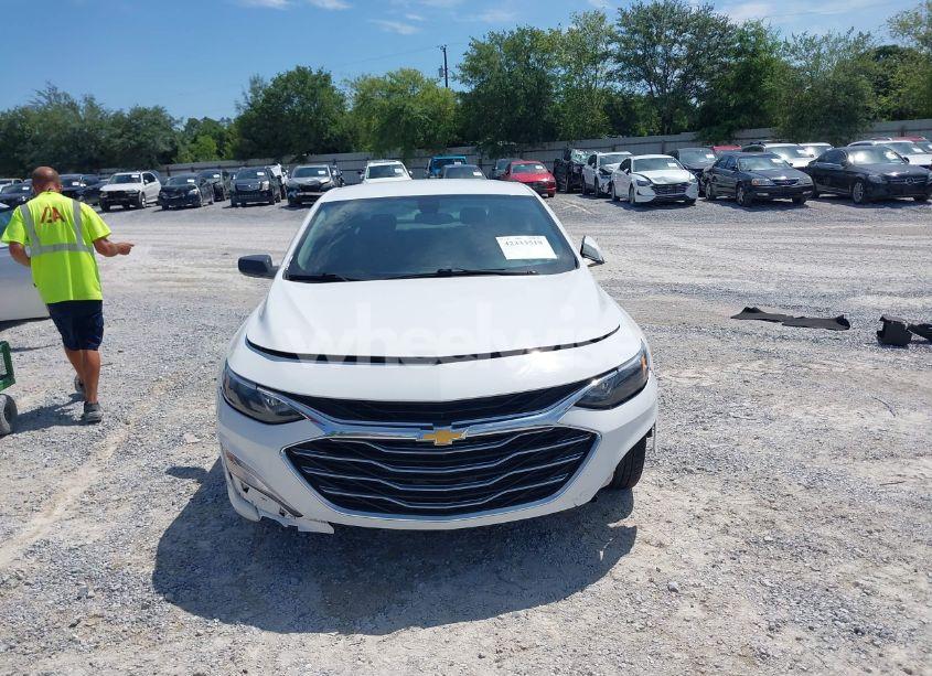Photo 13 of 2020 Chevrolet Malibu FWD LT (VIN 1G1ZD5ST2LF112888)