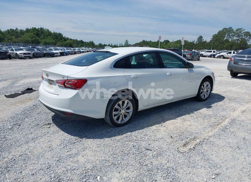 Photo 4 of 2020 Chevrolet Malibu FWD LT (VIN 1G1ZD5ST2LF112888)