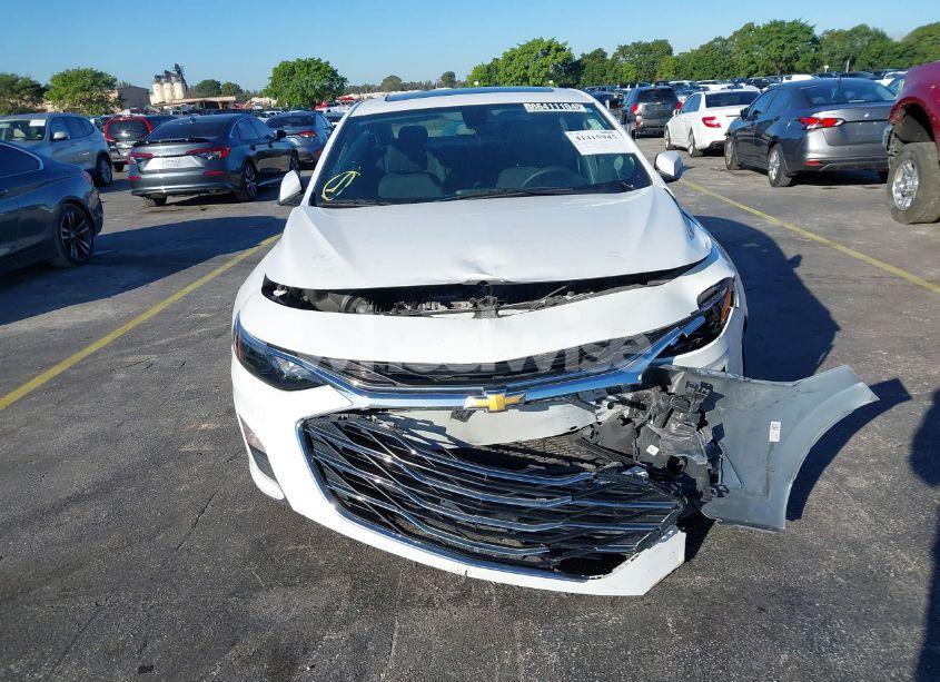 Photo 12 of 2020 Chevrolet Malibu FWD LT (VIN 1G1ZD5ST2LF125298)