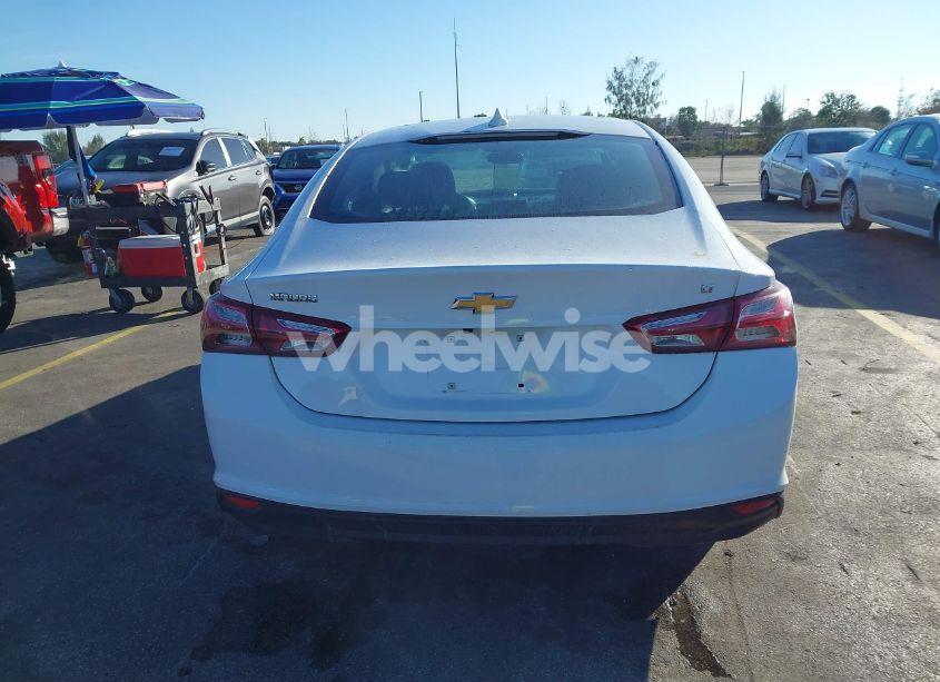 Photo 16 of 2020 Chevrolet Malibu FWD LT (VIN 1G1ZD5ST2LF125298)