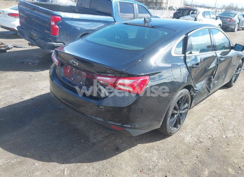 Photo 4 of 2020 Chevrolet Malibu FWD LT (VIN 1G1ZD5ST2LF145941)