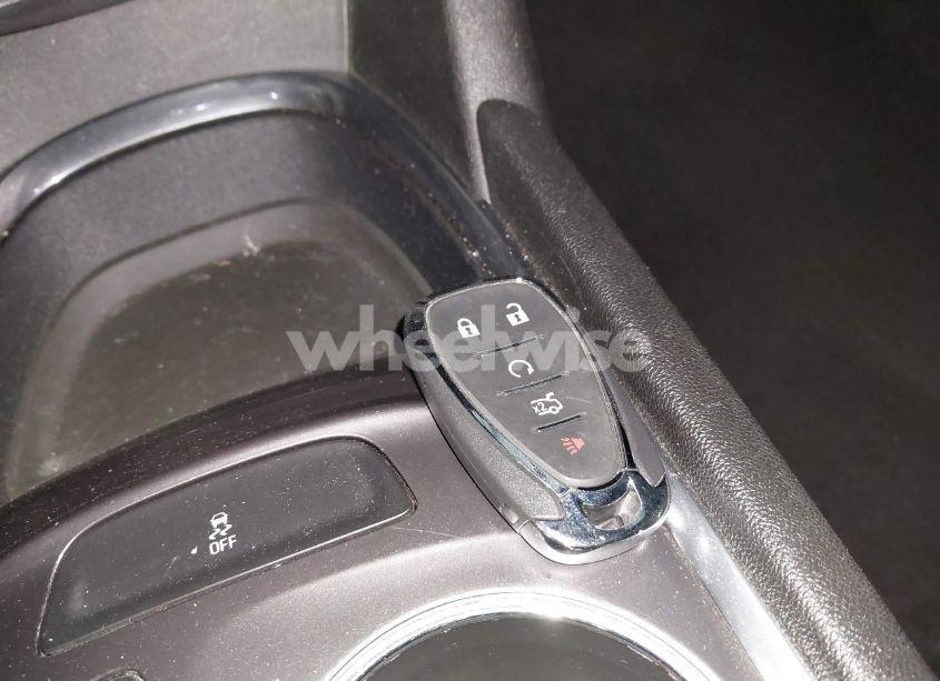 Photo 11 of 2021 Chevrolet Malibu FWD LT (VIN 1G1ZD5ST2MF004854)