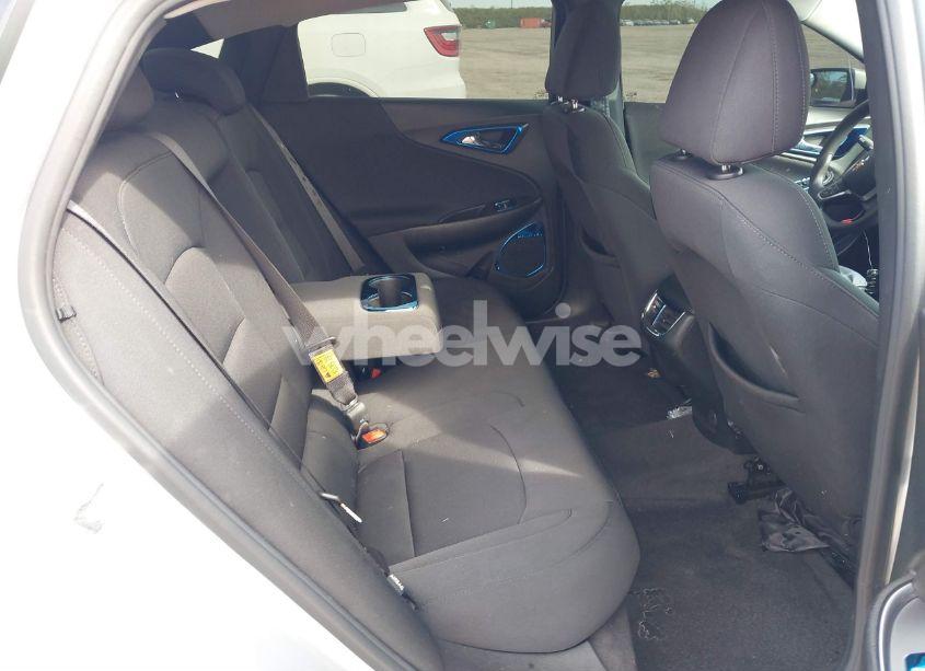 Photo 8 of 2021 Chevrolet Malibu FWD LT (VIN 1G1ZD5ST2MF006488)