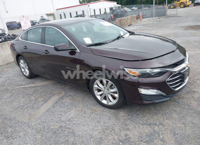 2021 Chevrolet Malibu FWD LT (VIN 1G1ZD5ST2MF007480) main photo