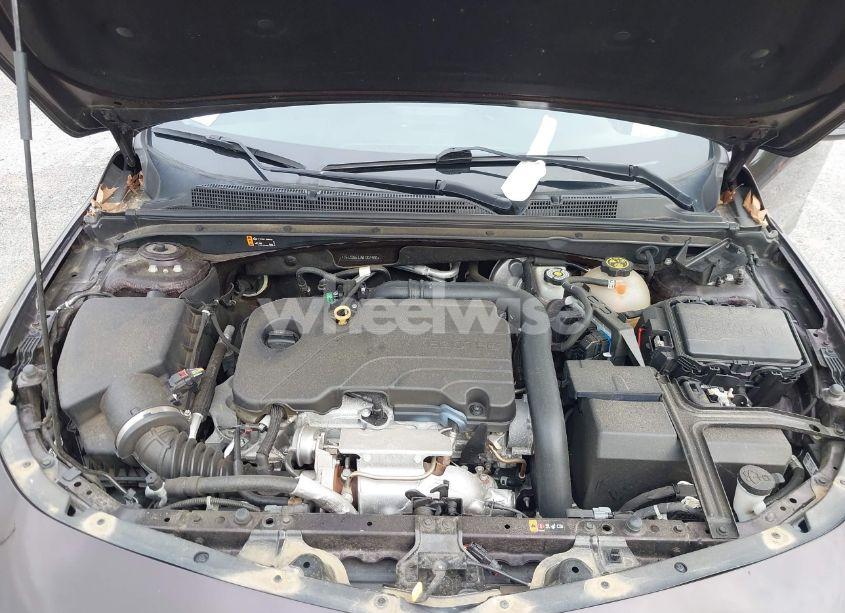 Photo 10 of 2021 Chevrolet Malibu FWD LT (VIN 1G1ZD5ST2MF007480)