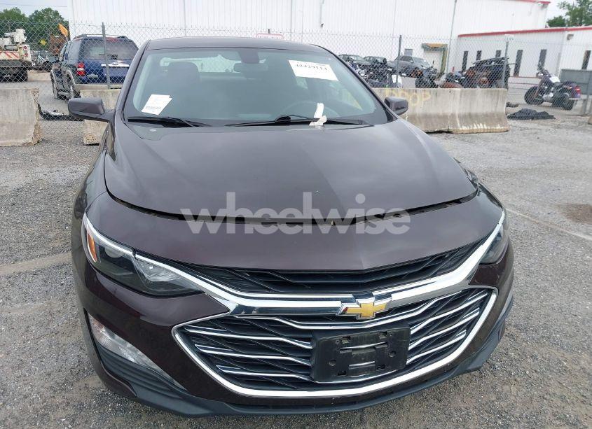 Photo 11 of 2021 Chevrolet Malibu FWD LT (VIN 1G1ZD5ST2MF007480)