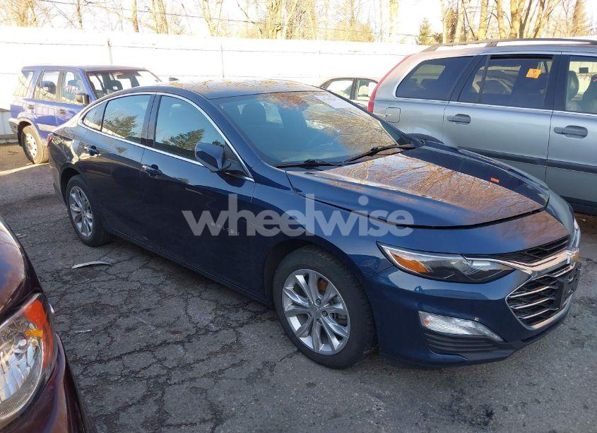 2021 Chevrolet Malibu FWD LT (VIN 1G1ZD5ST2MF011853) main photo