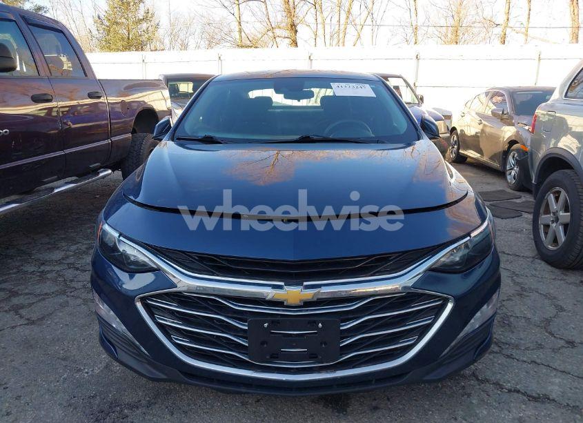 Photo 12 of 2021 Chevrolet Malibu FWD LT (VIN 1G1ZD5ST2MF011853)