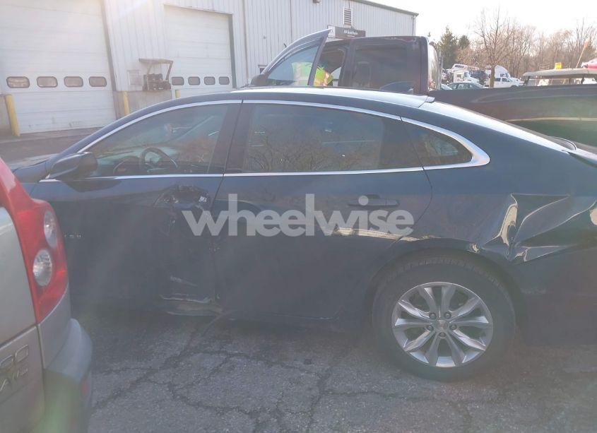 Photo 14 of 2021 Chevrolet Malibu FWD LT (VIN 1G1ZD5ST2MF011853)