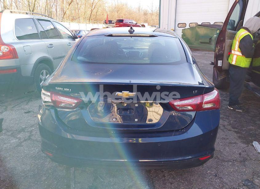 Photo 16 of 2021 Chevrolet Malibu FWD LT (VIN 1G1ZD5ST2MF011853)