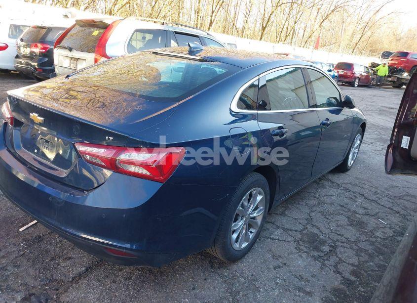 Photo 4 of 2021 Chevrolet Malibu FWD LT (VIN 1G1ZD5ST2MF011853)