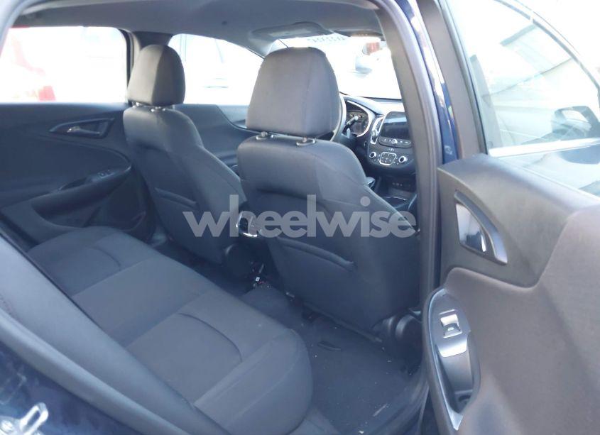 Photo 8 of 2021 Chevrolet Malibu FWD LT (VIN 1G1ZD5ST2MF011853)