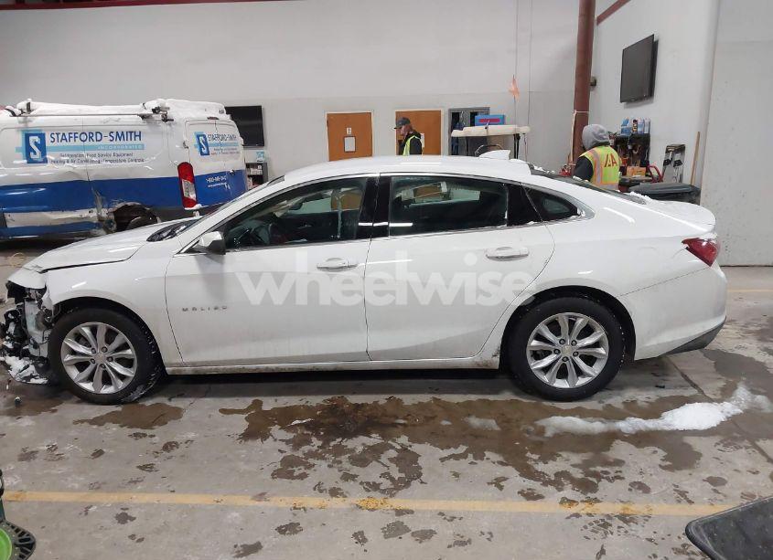 Photo 14 of 2021 Chevrolet Malibu FWD LT (VIN 1G1ZD5ST2MF043377)