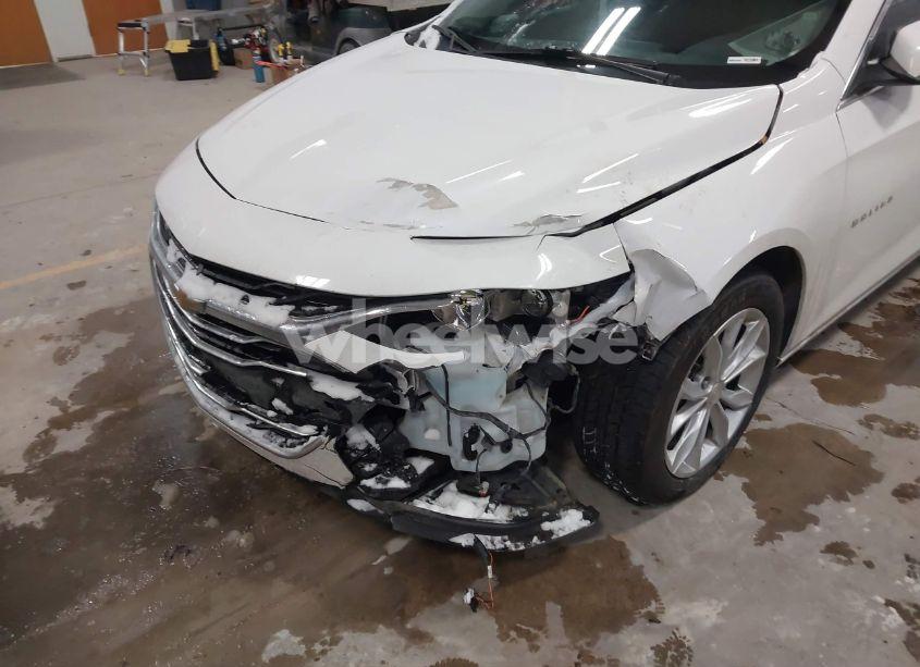 Photo 6 of 2021 Chevrolet Malibu FWD LT (VIN 1G1ZD5ST2MF043377)