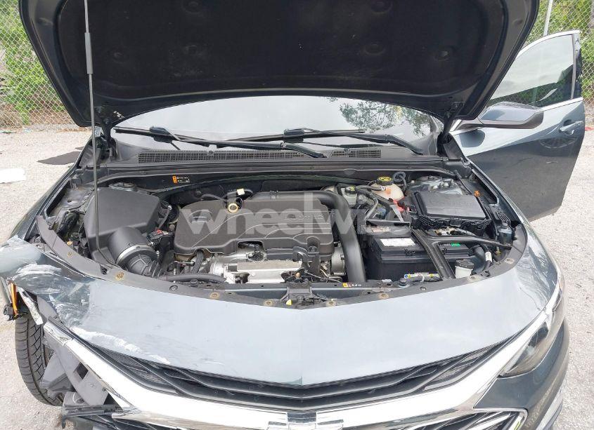 Photo 10 of 2021 Chevrolet Malibu FWD LT (VIN 1G1ZD5ST2MF060163)