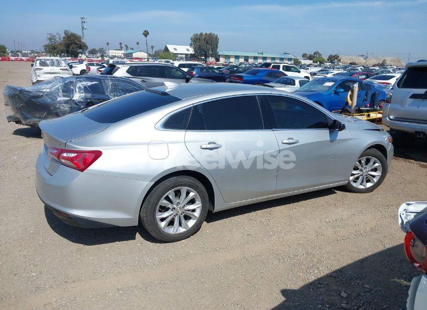 Photo 13 of 2021 Chevrolet Malibu FWD LT (VIN 1G1ZD5ST2MF062429)