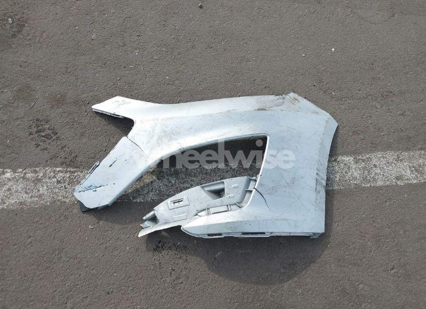 Photo 12 of 2022 Chevrolet Malibu FWD LT (VIN 1G1ZD5ST2NF110447)