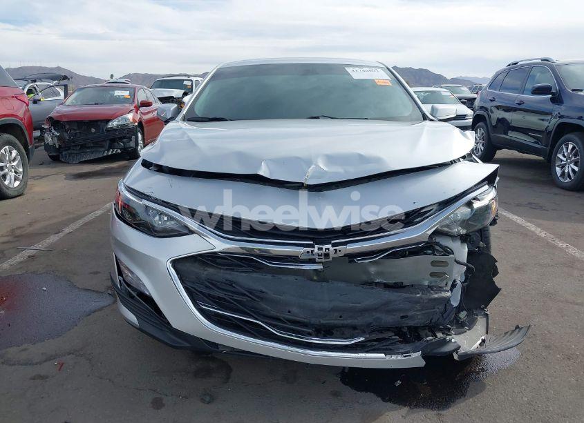 Photo 13 of 2022 Chevrolet Malibu FWD LT (VIN 1G1ZD5ST2NF110447)