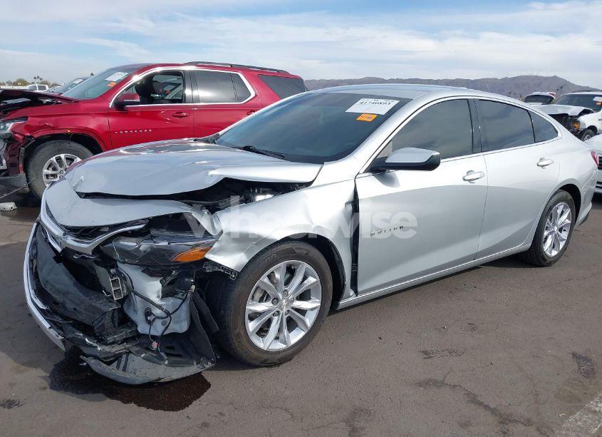 Photo 2 of 2022 Chevrolet Malibu FWD LT (VIN 1G1ZD5ST2NF110447)