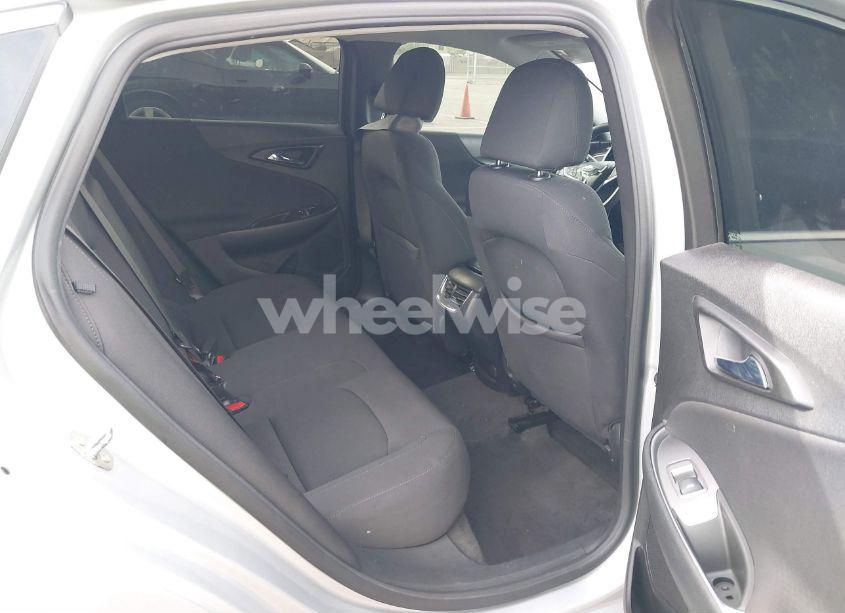 Photo 8 of 2022 Chevrolet Malibu FWD LT (VIN 1G1ZD5ST2NF110447)