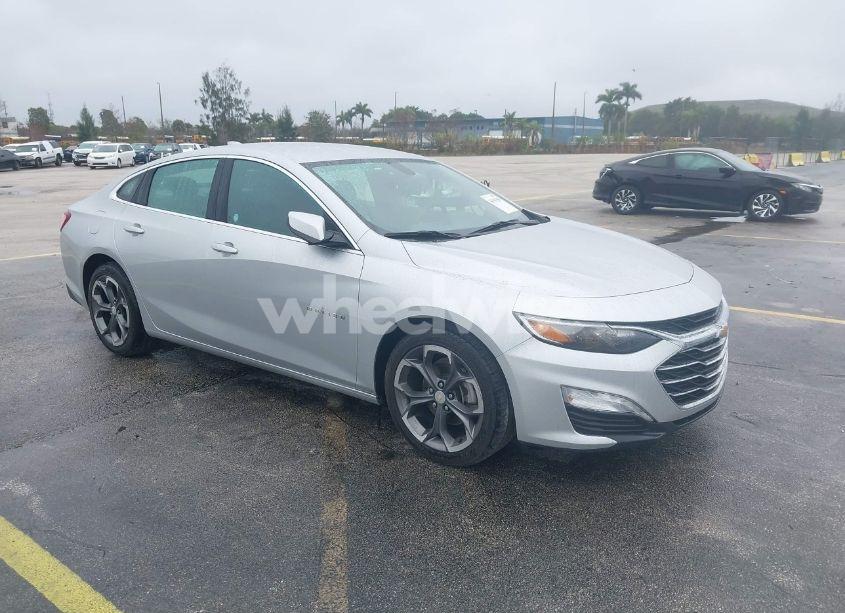 2022 Chevrolet Malibu FWD LT (VIN 1G1ZD5ST2NF110755) main photo