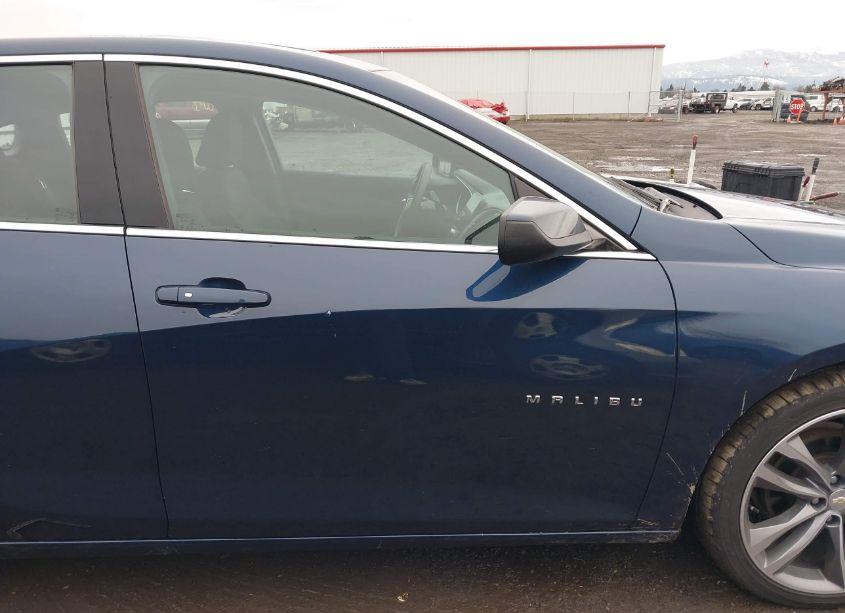 Photo 13 of 2022 Chevrolet Malibu FWD LT (VIN 1G1ZD5ST2NF126731)