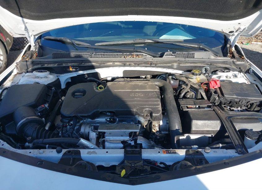 Photo 10 of 2022 Chevrolet Malibu FWD LT (VIN 1G1ZD5ST2NF128334)