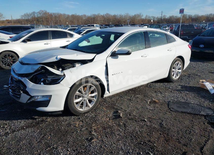 Photo 2 of 2022 Chevrolet Malibu FWD LT (VIN 1G1ZD5ST2NF132478)