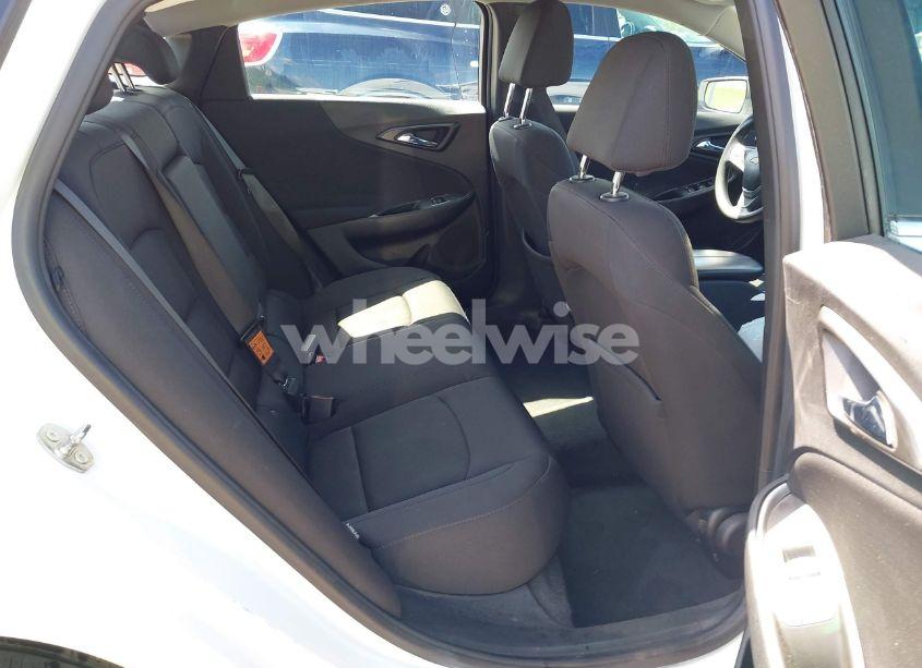 Photo 8 of 2022 Chevrolet Malibu FWD LT (VIN 1G1ZD5ST2NF144985)