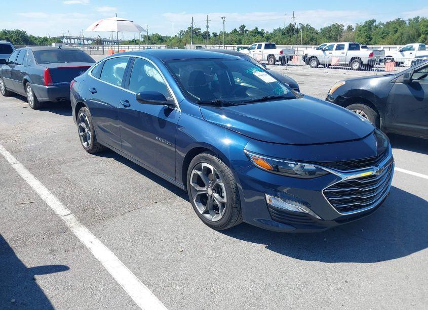 2022 Chevrolet Malibu FWD LT (VIN 1G1ZD5ST2NF161883) main photo