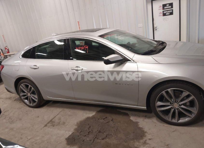 Photo 13 of 2022 Chevrolet Malibu FWD LT (VIN 1G1ZD5ST2NF162080)