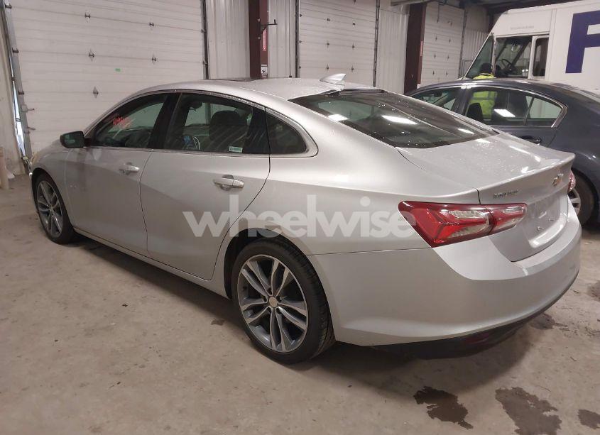 Photo 3 of 2022 Chevrolet Malibu FWD LT (VIN 1G1ZD5ST2NF162080)