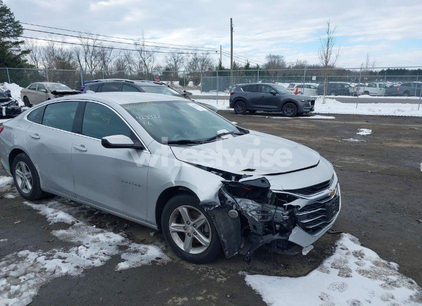 2022 Chevrolet Malibu FWD LT (VIN 1G1ZD5ST2NF173161) main photo