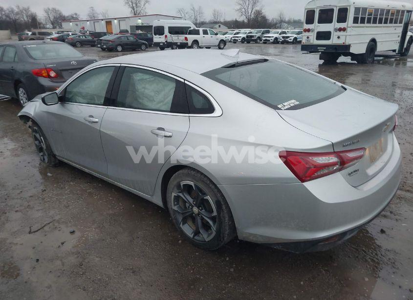 Photo 3 of 2022 Chevrolet Malibu FWD LT (VIN 1G1ZD5ST2NF174052)