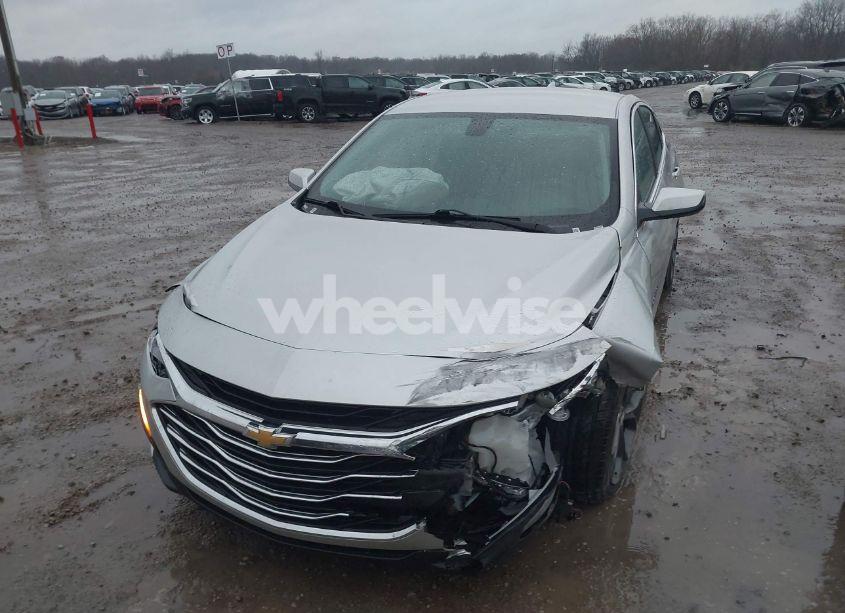 Photo 6 of 2022 Chevrolet Malibu FWD LT (VIN 1G1ZD5ST2NF174052)