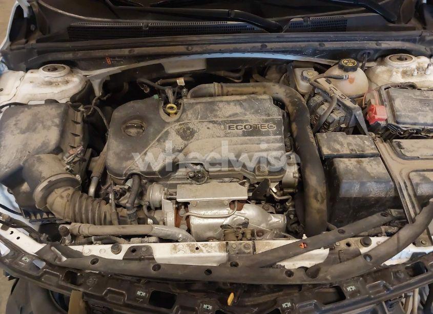 Photo 10 of 2022 Chevrolet Malibu FWD LT (VIN 1G1ZD5ST2NF206112)
