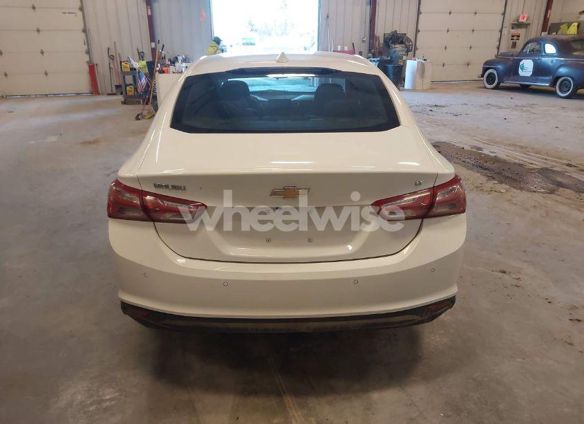 Photo 16 of 2022 Chevrolet Malibu FWD LT (VIN 1G1ZD5ST2NF206112)