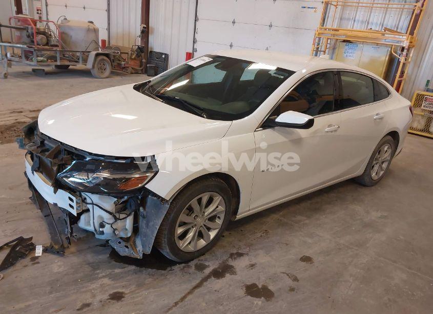 Photo 2 of 2022 Chevrolet Malibu FWD LT (VIN 1G1ZD5ST2NF206112)