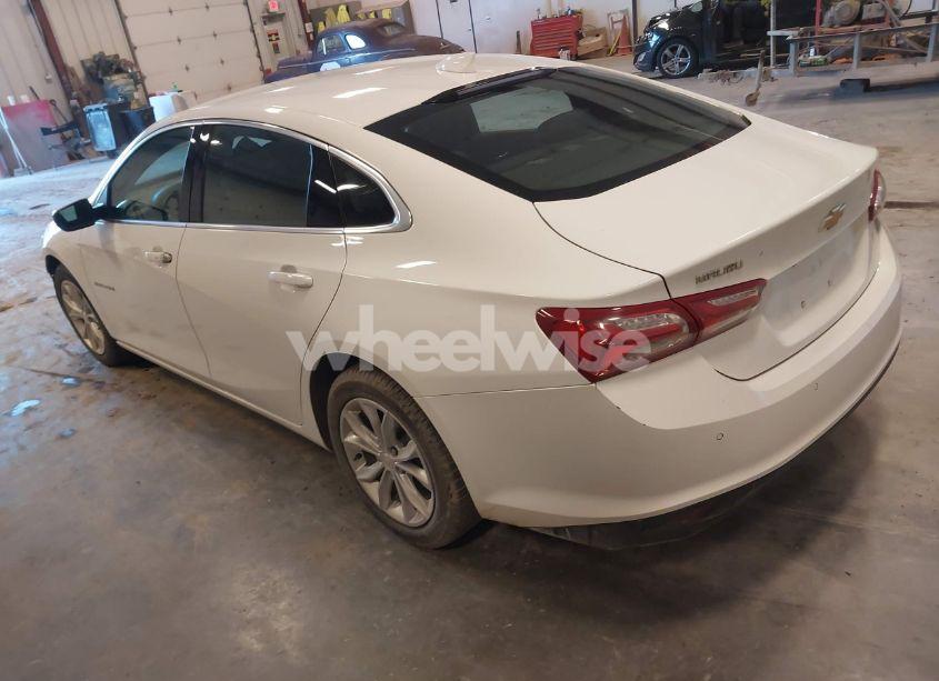 Photo 3 of 2022 Chevrolet Malibu FWD LT (VIN 1G1ZD5ST2NF206112)